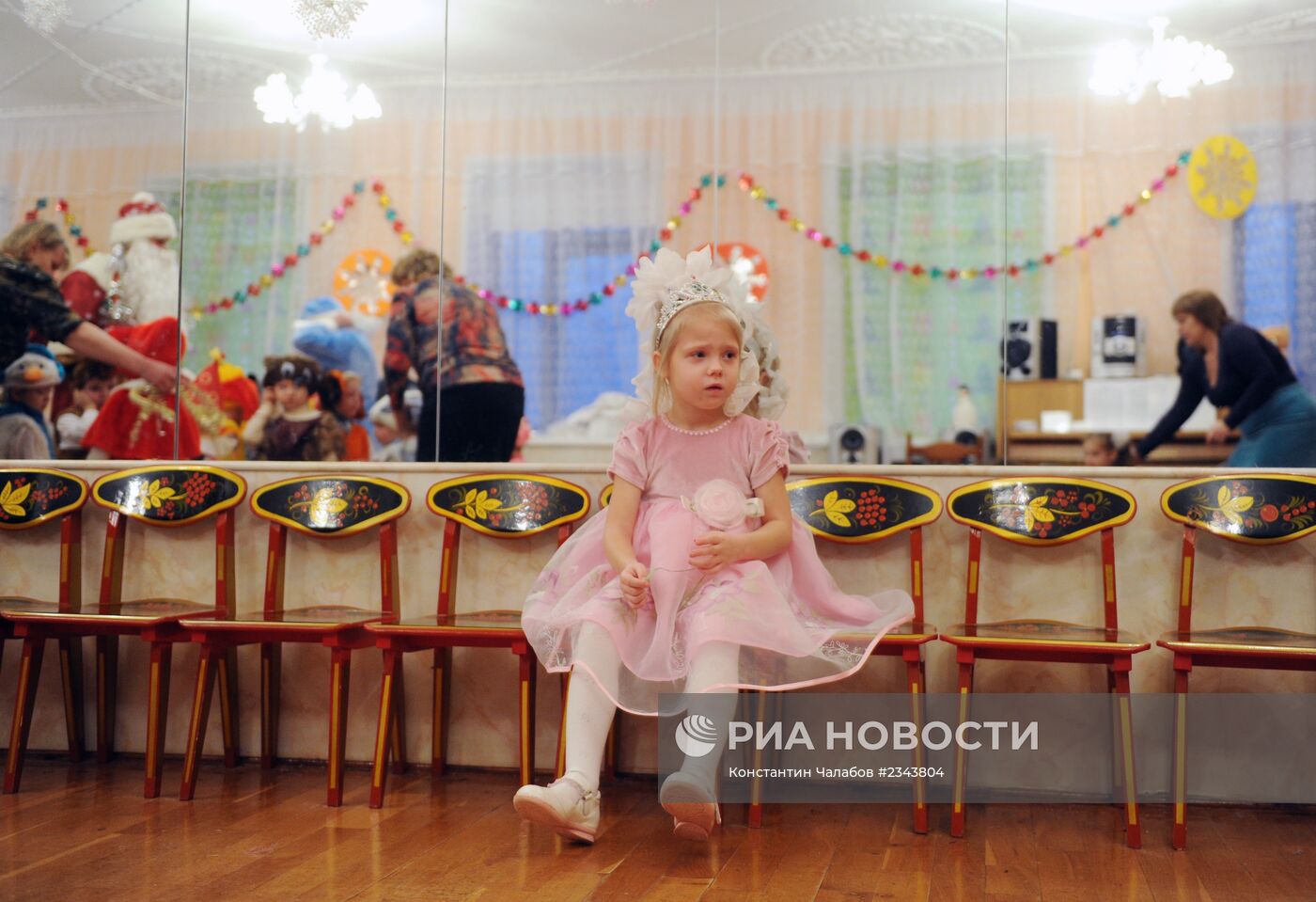Новогодний утренник в детском доме в Великом Новгороде