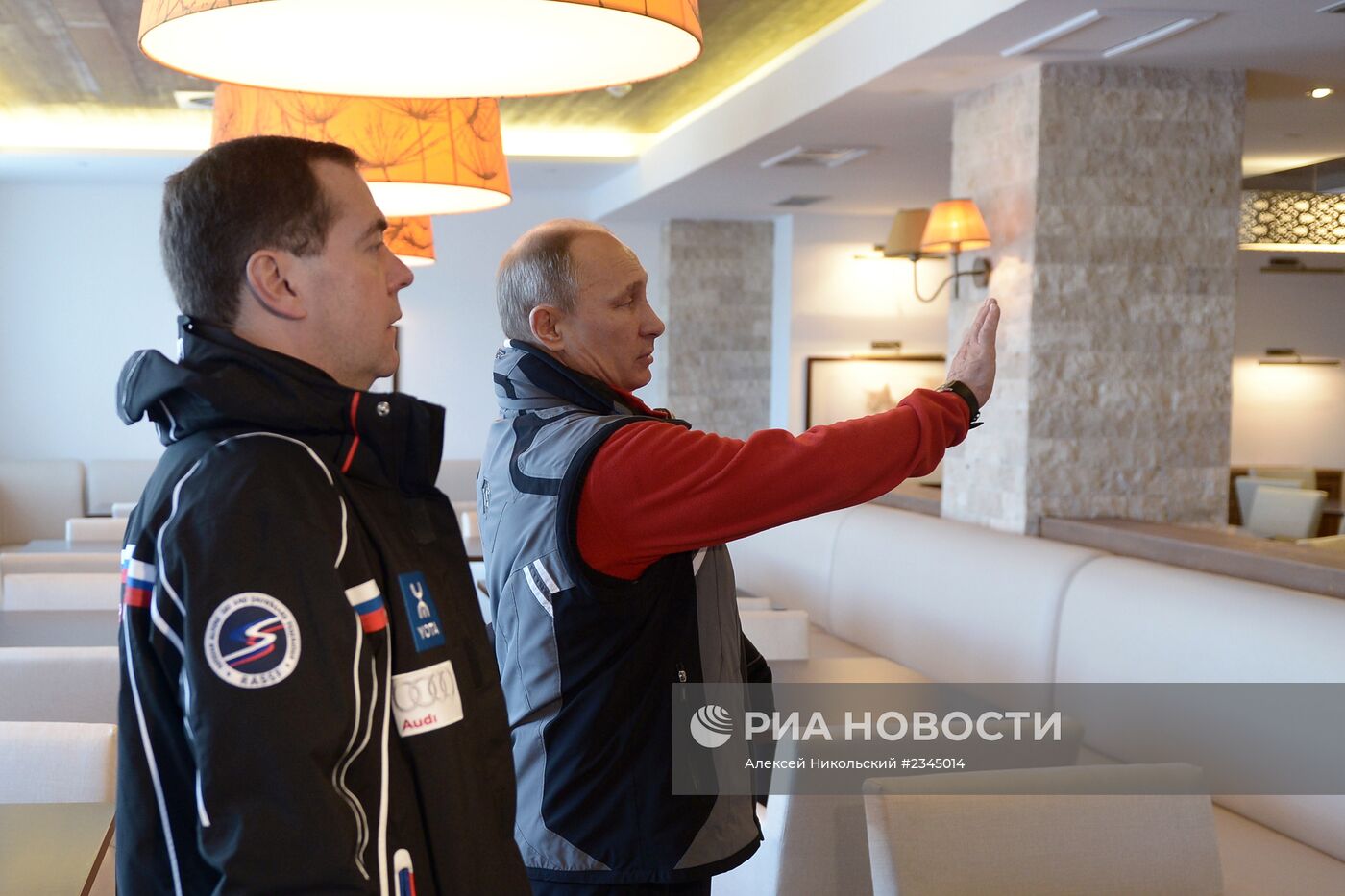 Рабочая поездка В.Путина в Южный федеральный округ