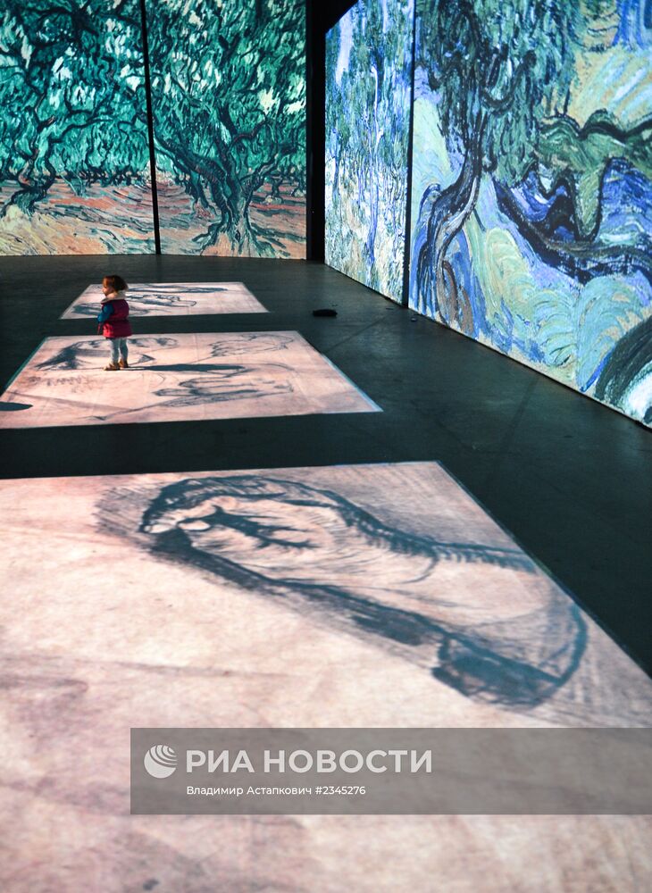 Выставка "Ван Гог. Ожившие полотна" с использованием новейшей технологии SENSORY4™
