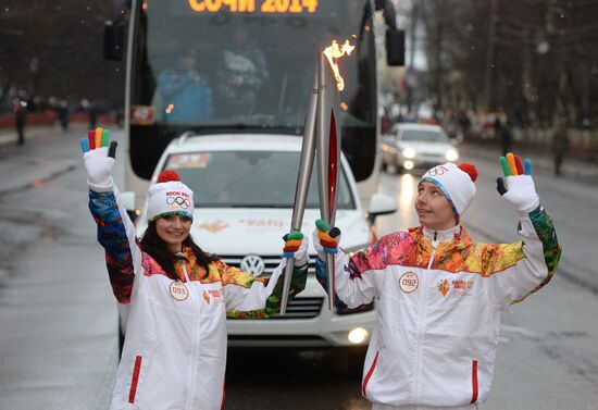 Олимпийский огонь на Эльбрусе