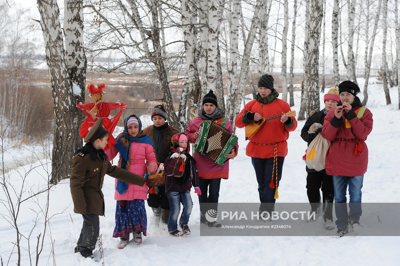 Святочные гадания и колядки в Челябинске