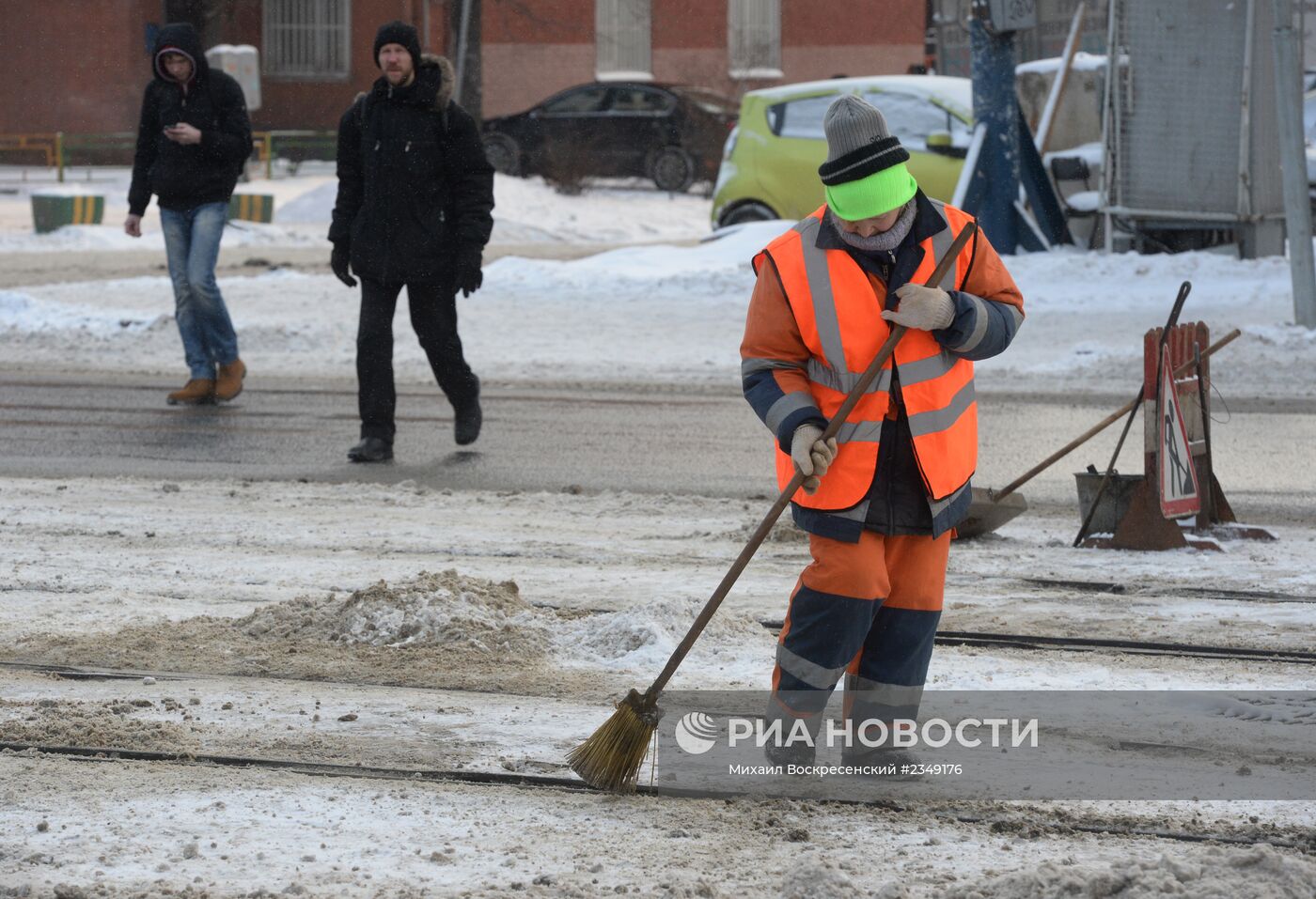 Уборка снега в Москве