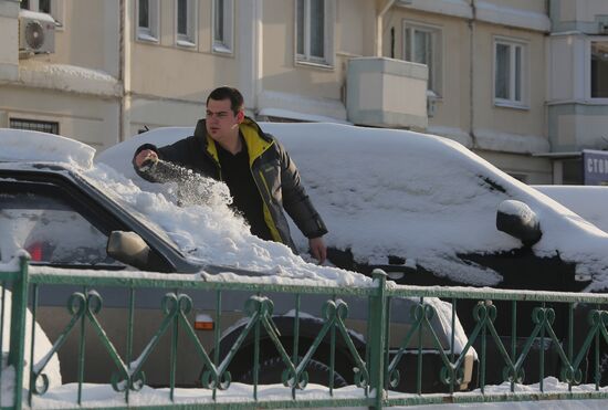 Уборка снега в Москве