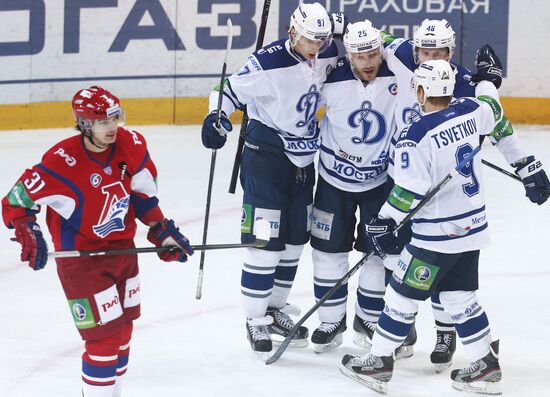 Хоккей. КХЛ. Матч "Локомотив" - "Динамо"