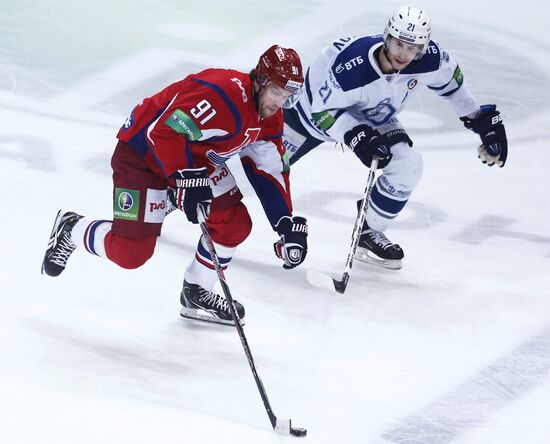 Хоккей. КХЛ. Матч "Локомотив" - "Динамо"