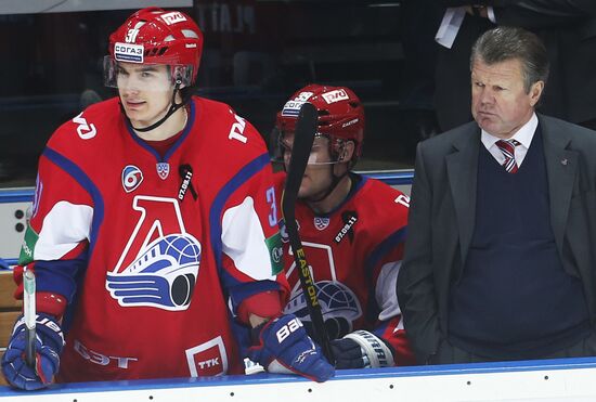 Хоккей. КХЛ. Матч "Локомотив" - "Динамо"