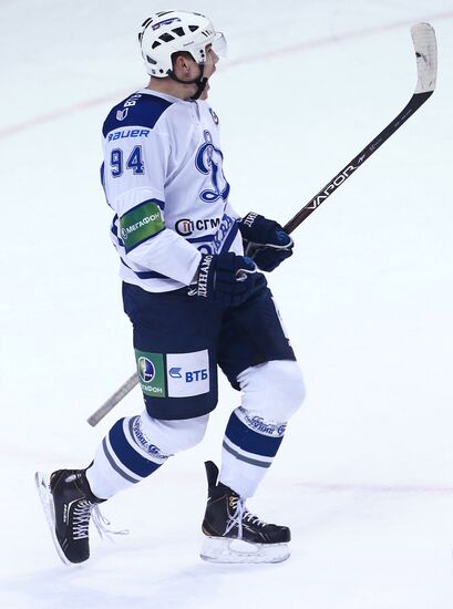 Хоккей. КХЛ. Матч "Локомотив" - "Динамо"