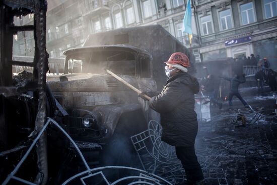 Беспорядки в Киеве