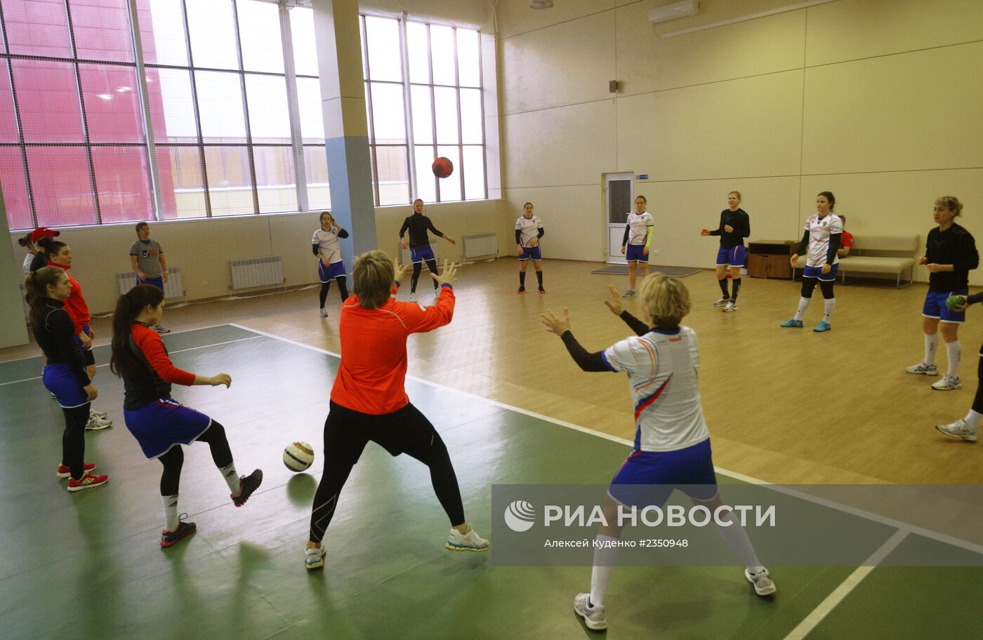 Хоккей. Тренировка женской олимпийской сборной России