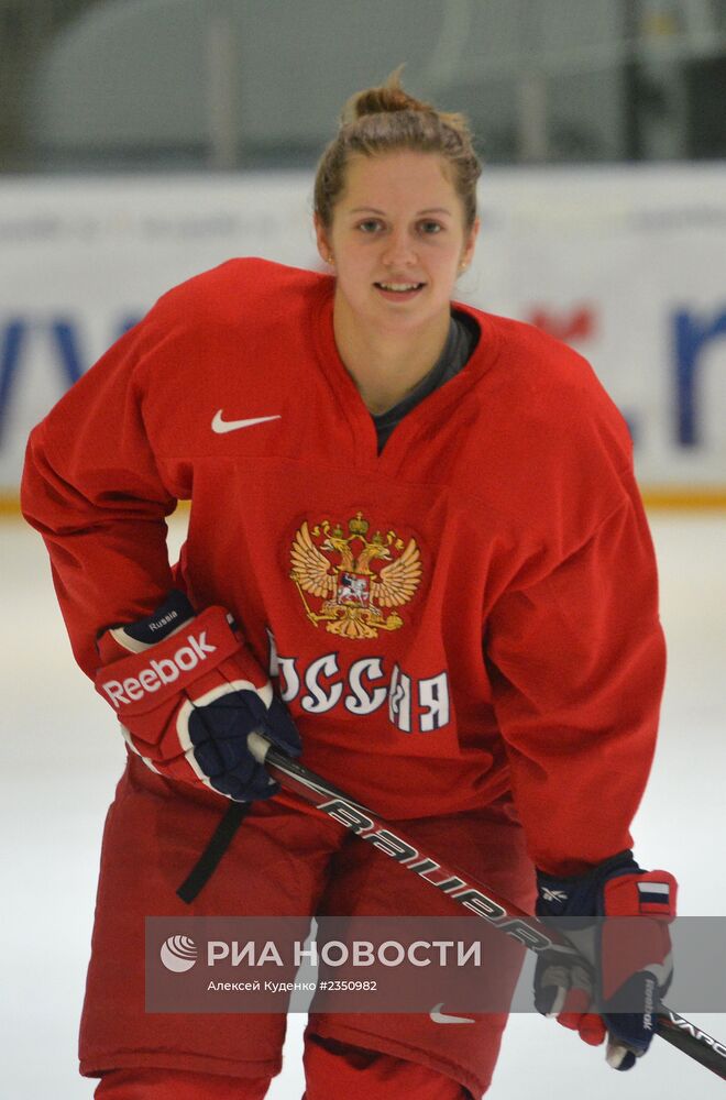 Хоккей. Тренировка женской олимпийской сборной России