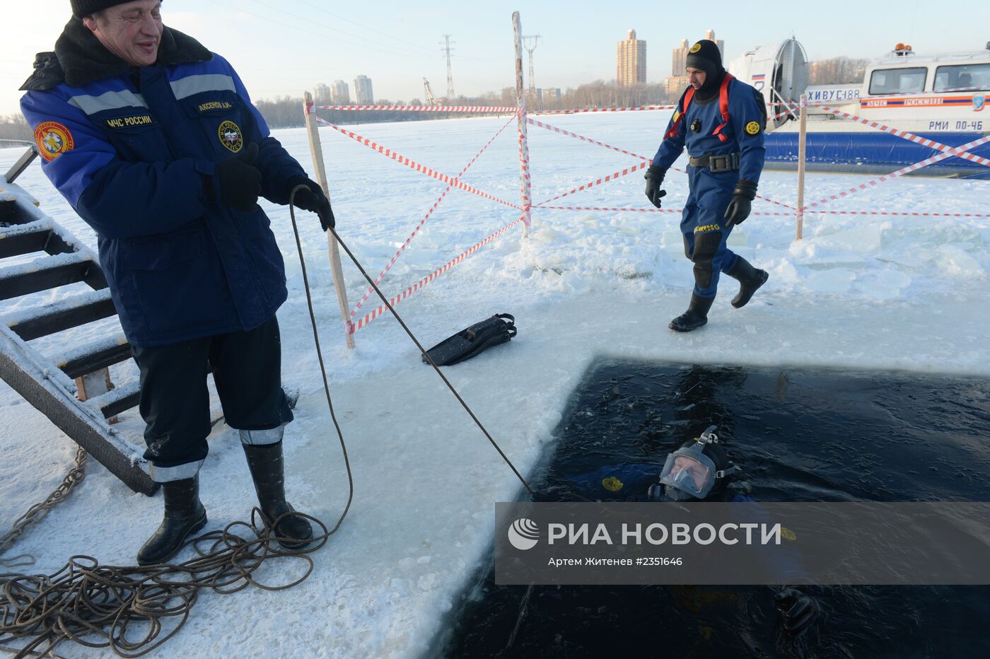 Рейд сотрудников МЧС по местам рыбной ловли