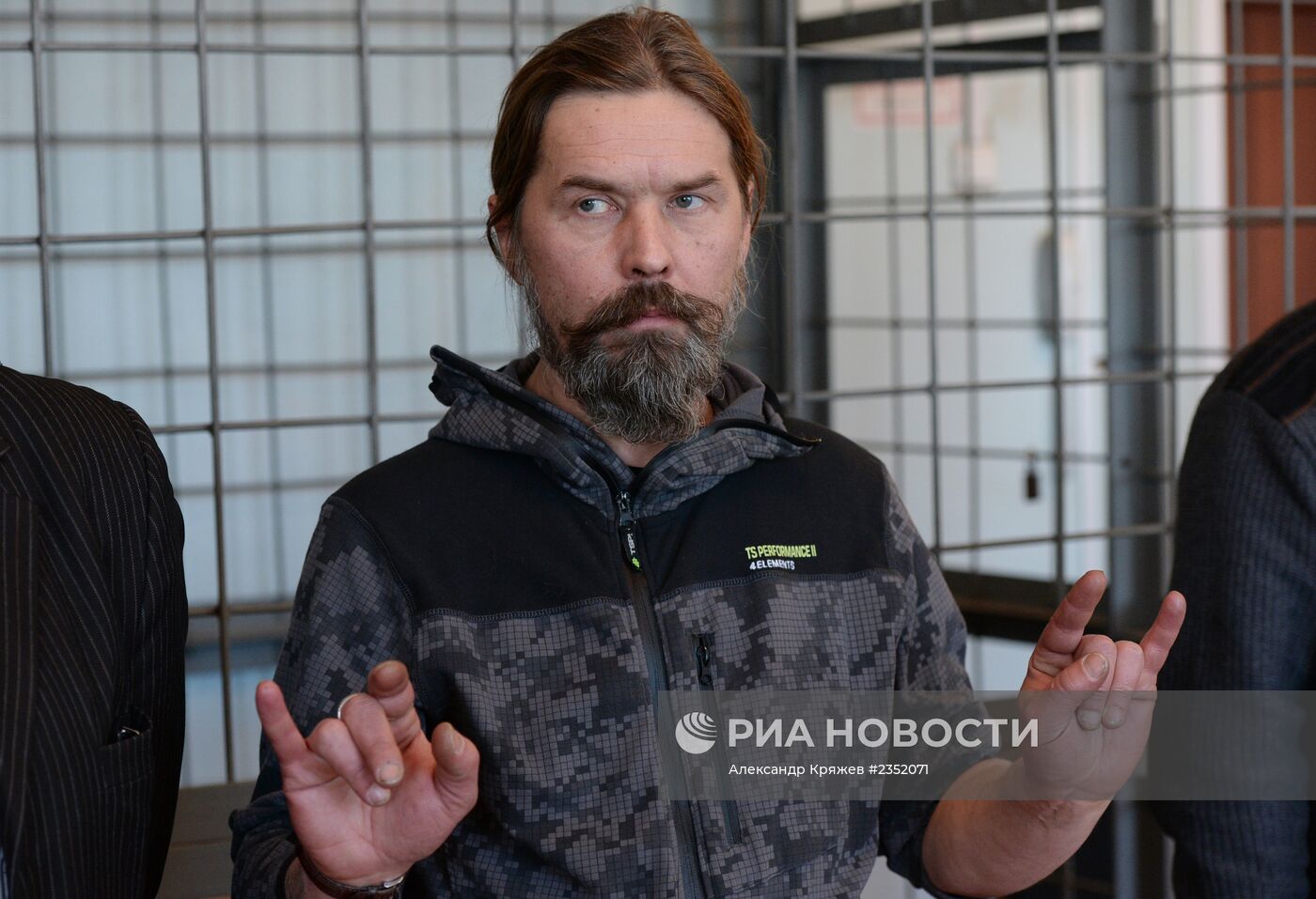 Лидер "Коррозии металла" Сергей "Паук" Троицкий задержан в Новосибирске