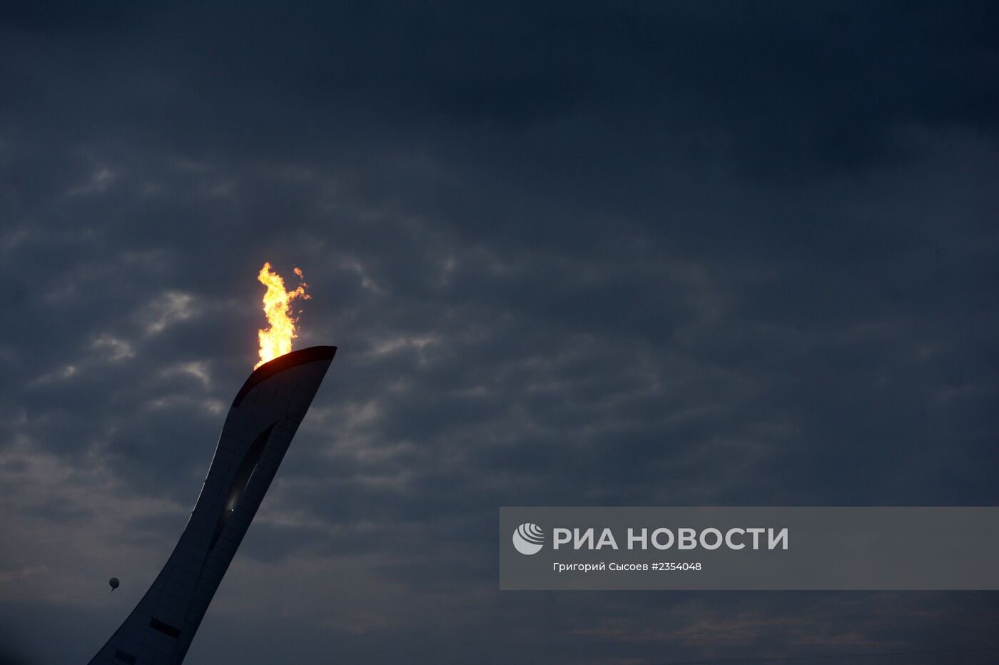 Тестирование работы чаши Олимпийского огня в Сочи