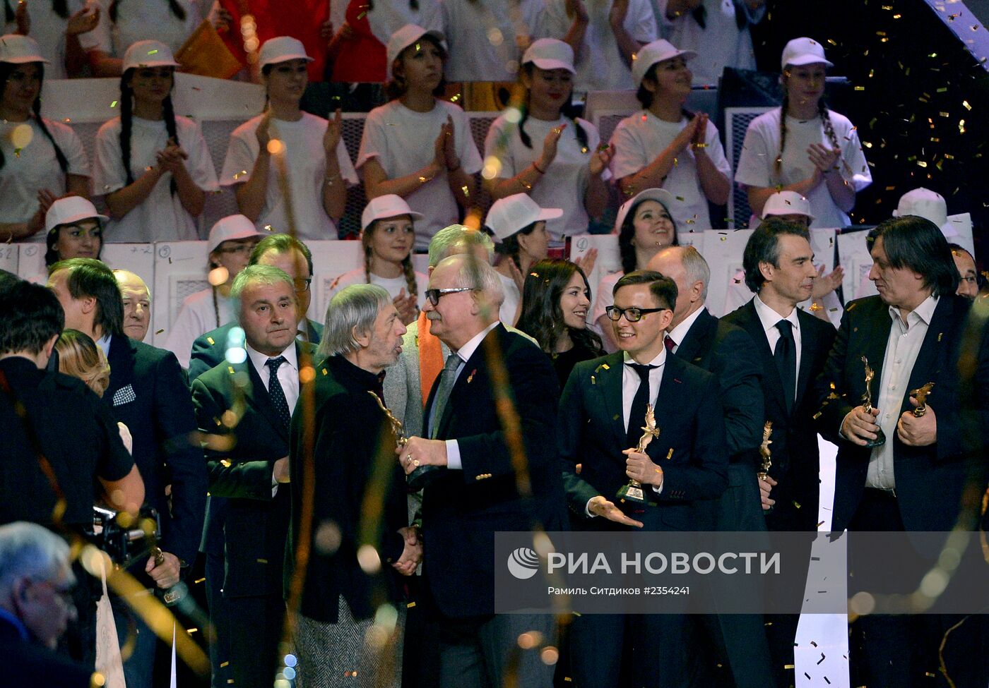 Церемония вручения премии "Золотой Орел"