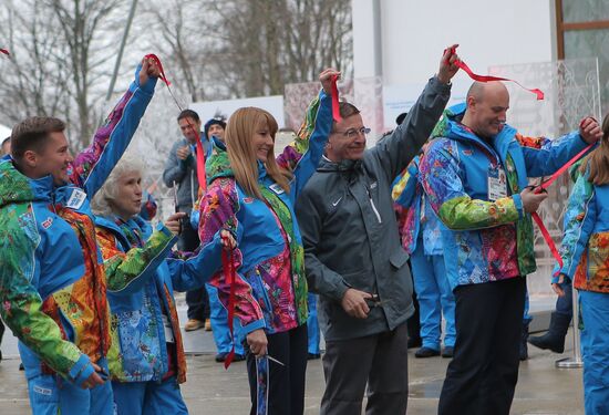 Церемония открытия главной Олимпийской деревни горного кластера