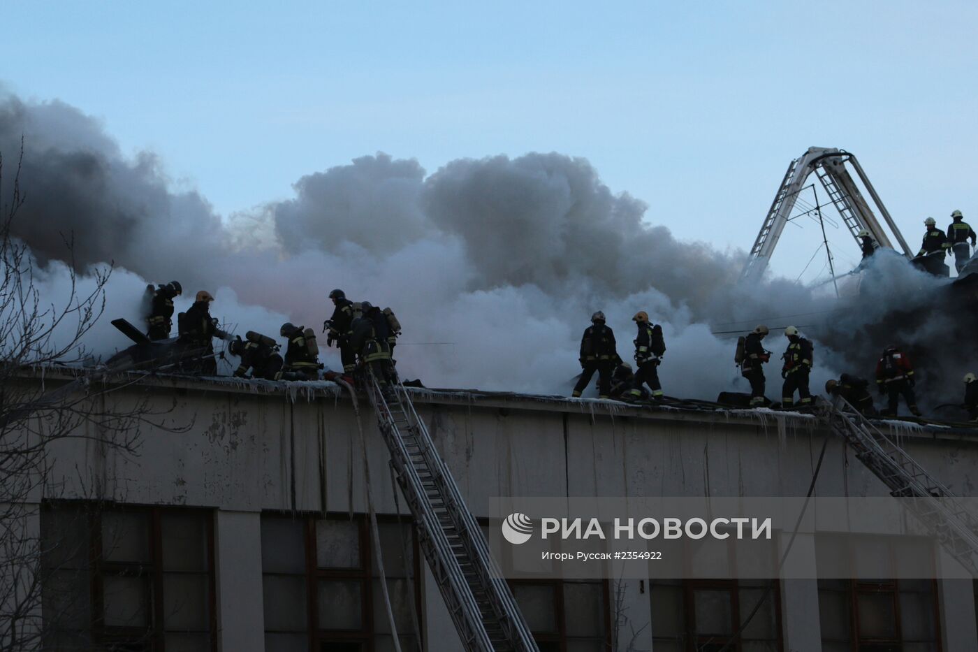 Пожар в Невском районе Санкт-Петербурга