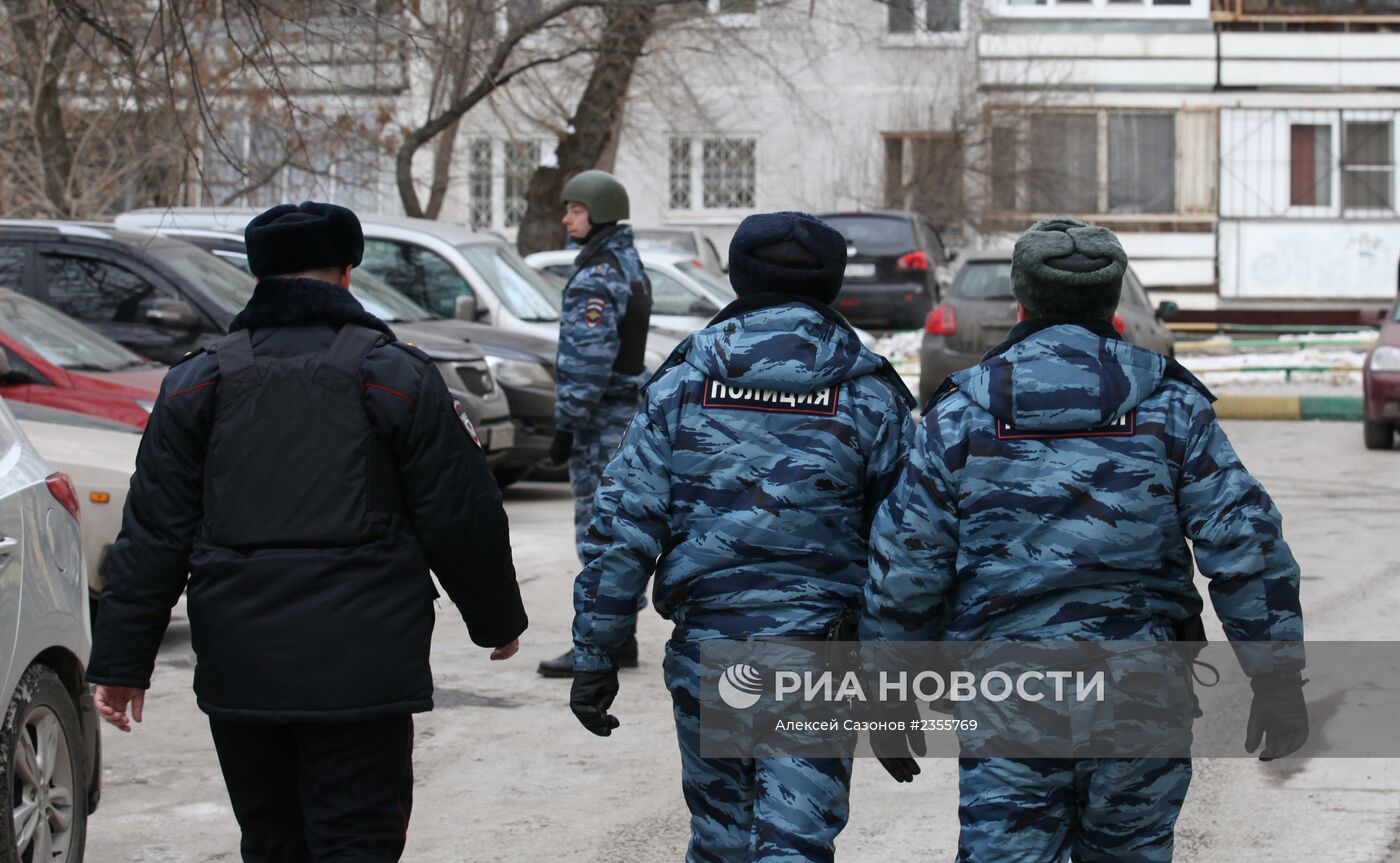 Старшеклассник открыл стрельбу в московской школе