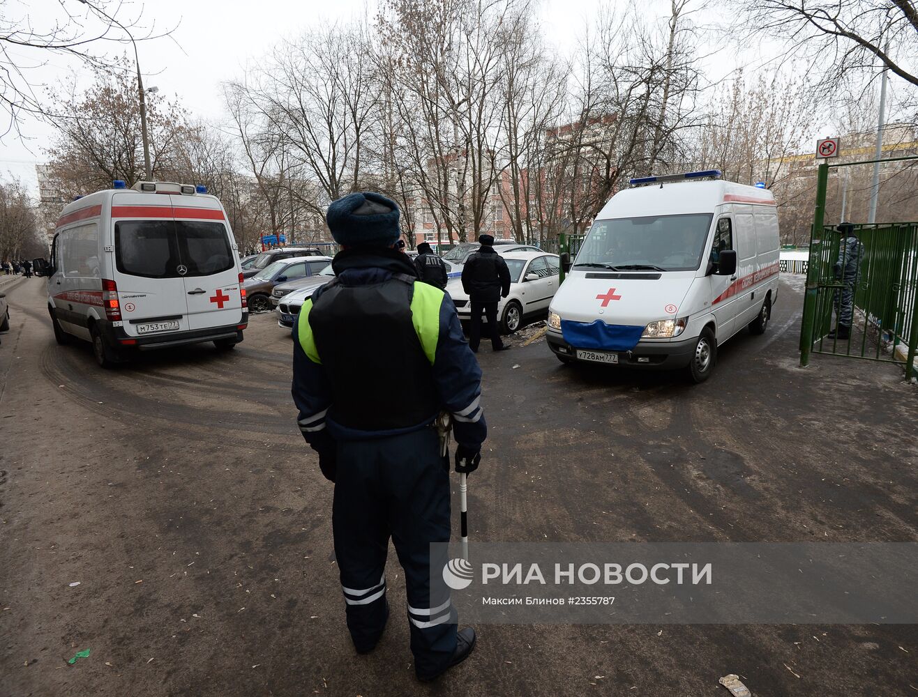 Старшеклассник открыл стрельбу в московской школе