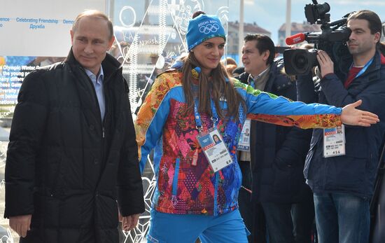 В.Путин на церемонии приветствия делегации Олимпийского комитета России