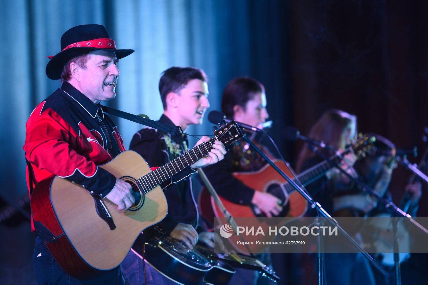 Юбилейный вечер композитора Г.Гладкова