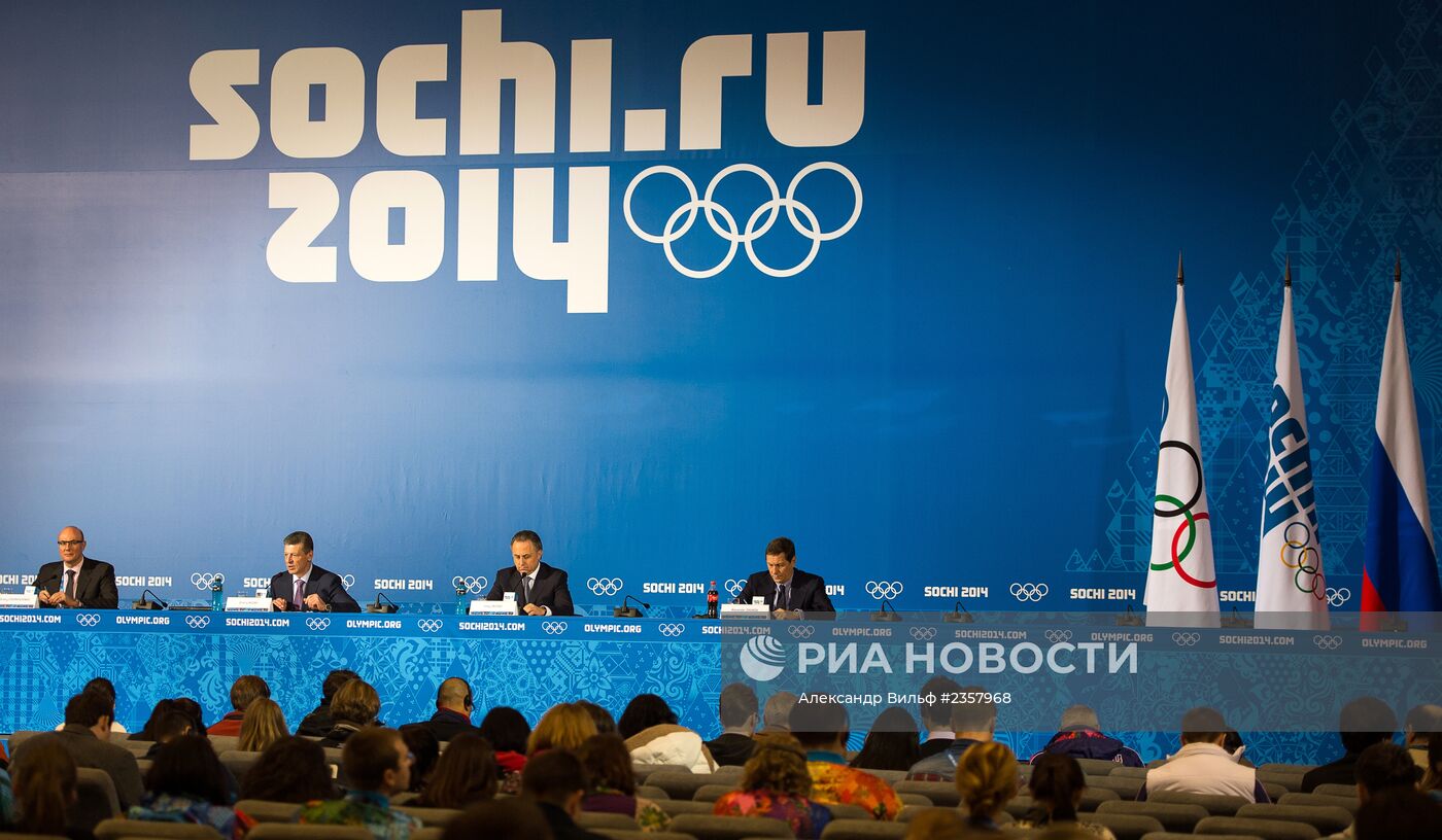 Пресс-конференция "Итоги подготовки к Играм в Сочи" в Олимпийском парке