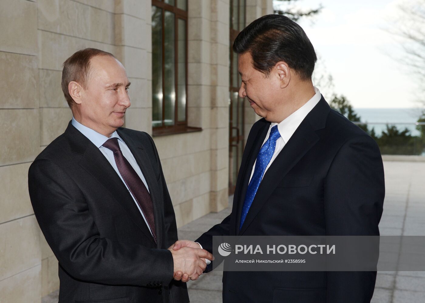 В.Путин встретился с председателем КНР Си Цзиньпином