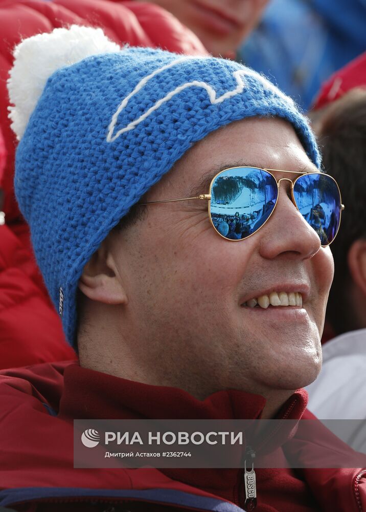Д.Медведев посетил соревнования горнолыжников