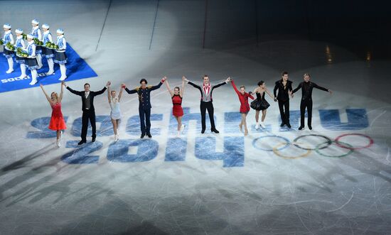 Олимпиада 2014. Фигурное катание. Команды. Цветочная церемония