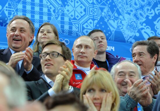 В.Путин посетил соревнования по фигурному катанию