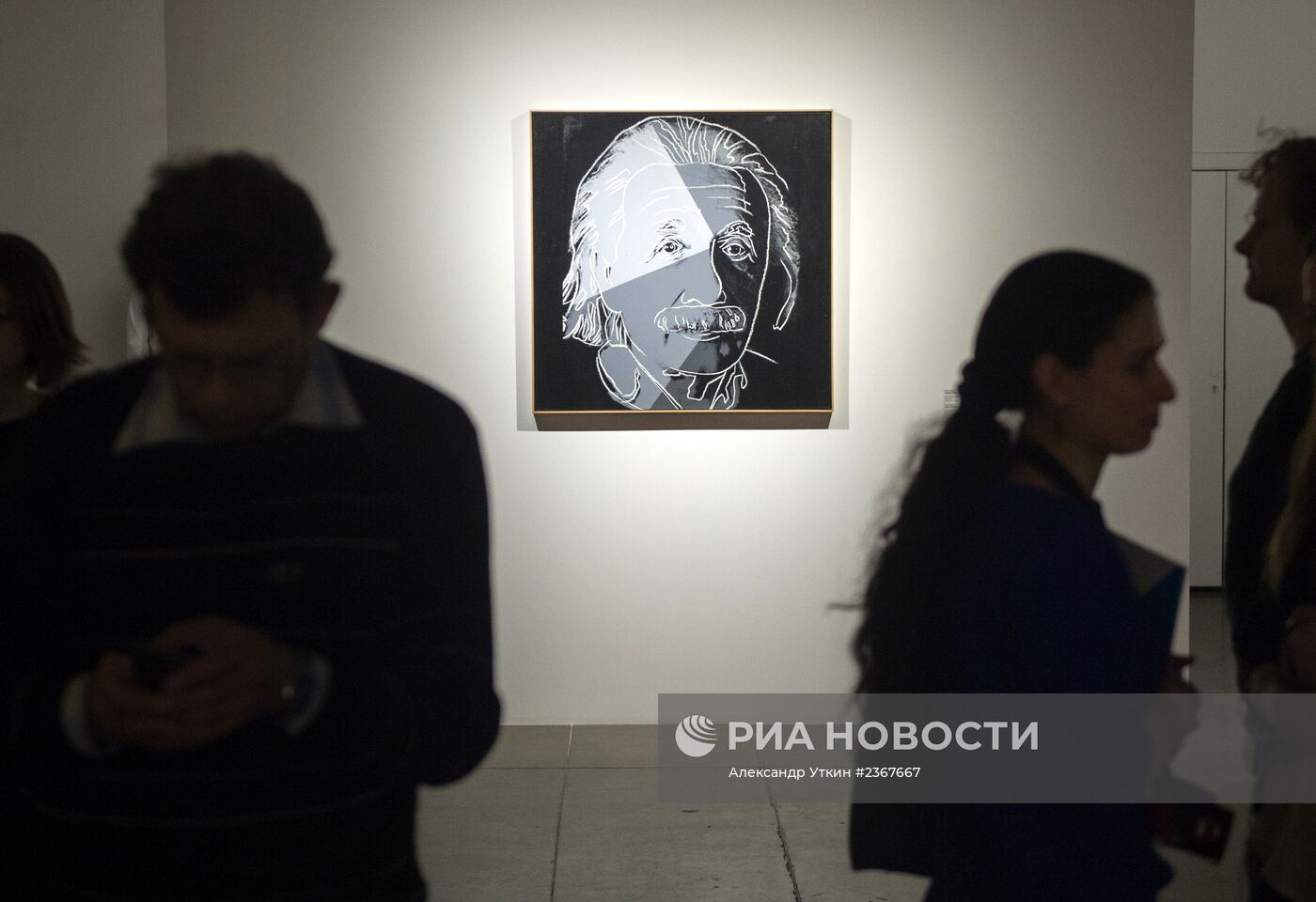 Открытие выставки "Энди Уорхол: Десять знаменитых евреев ХХ века"