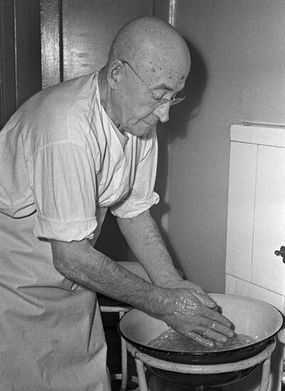 Профессор М.С. Александров