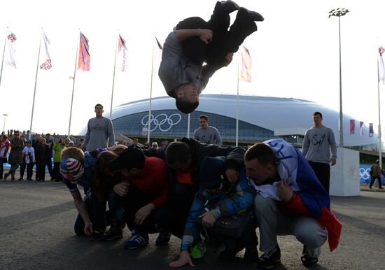 Болельщики Олимпиады 2014 в Олимпийском парке в Сочи