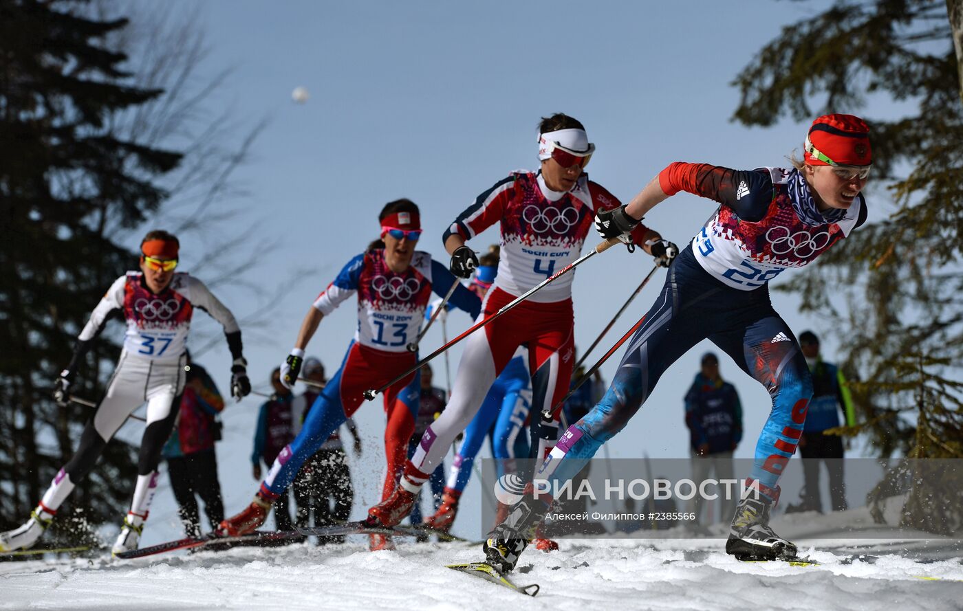 Виды гонок на лыжах. Лыжные гонки. Гонки на лыжах. Лыжные гонки вид спорта. Современный лыжный спорт.