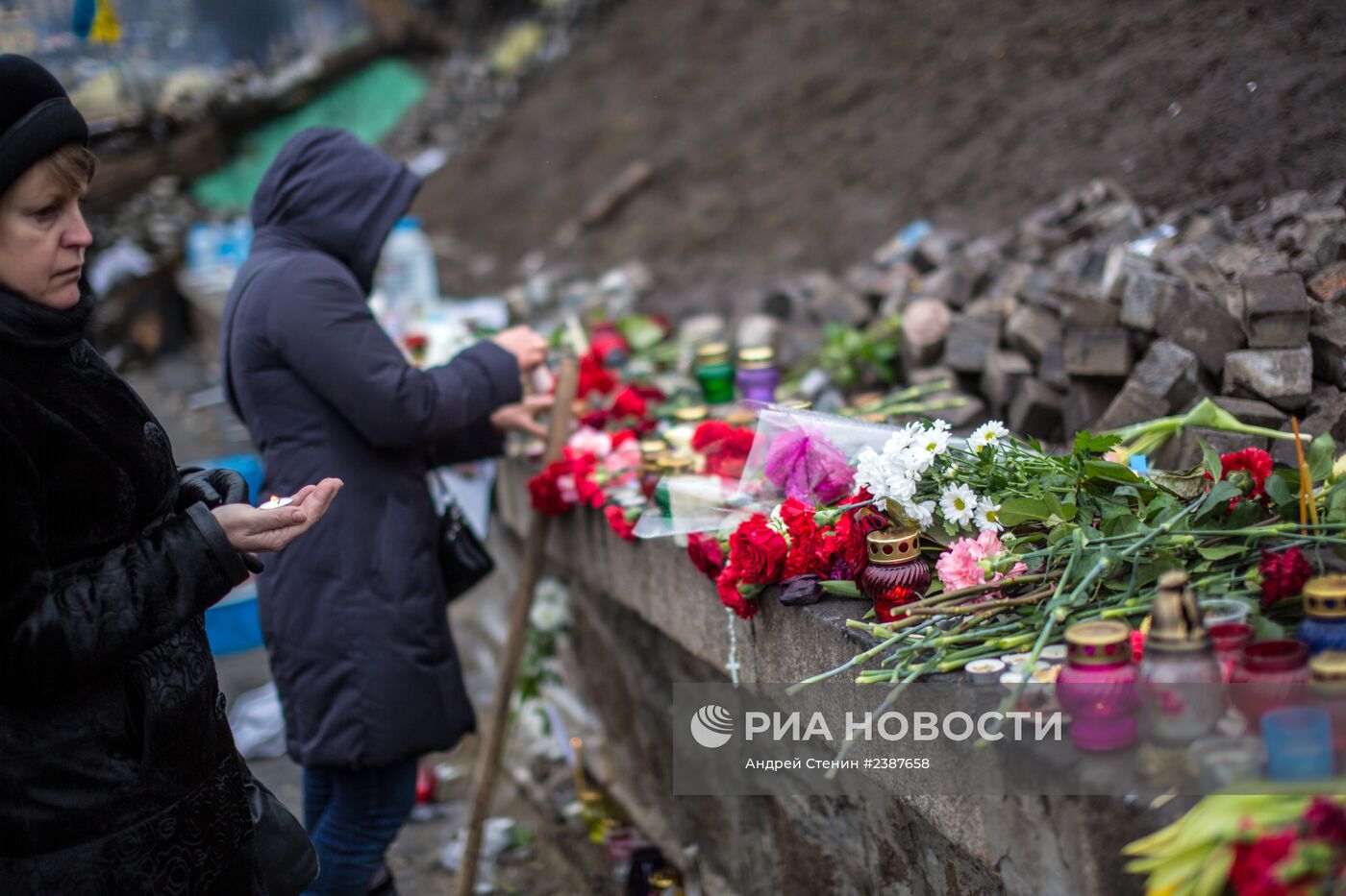 Цветы на баррикадах Майдана