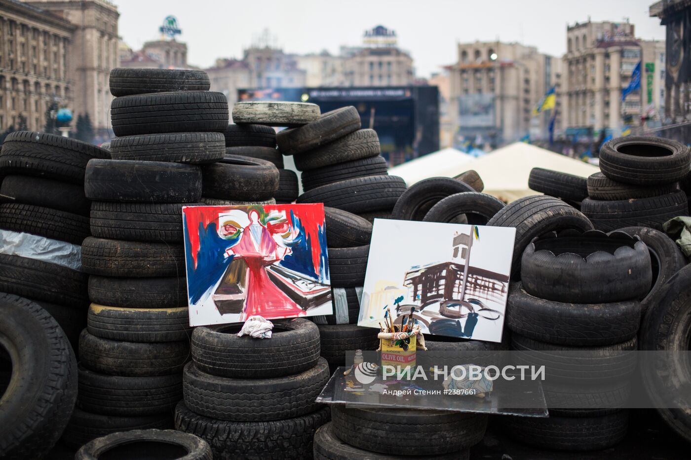 Цветы на баррикадах Майдана