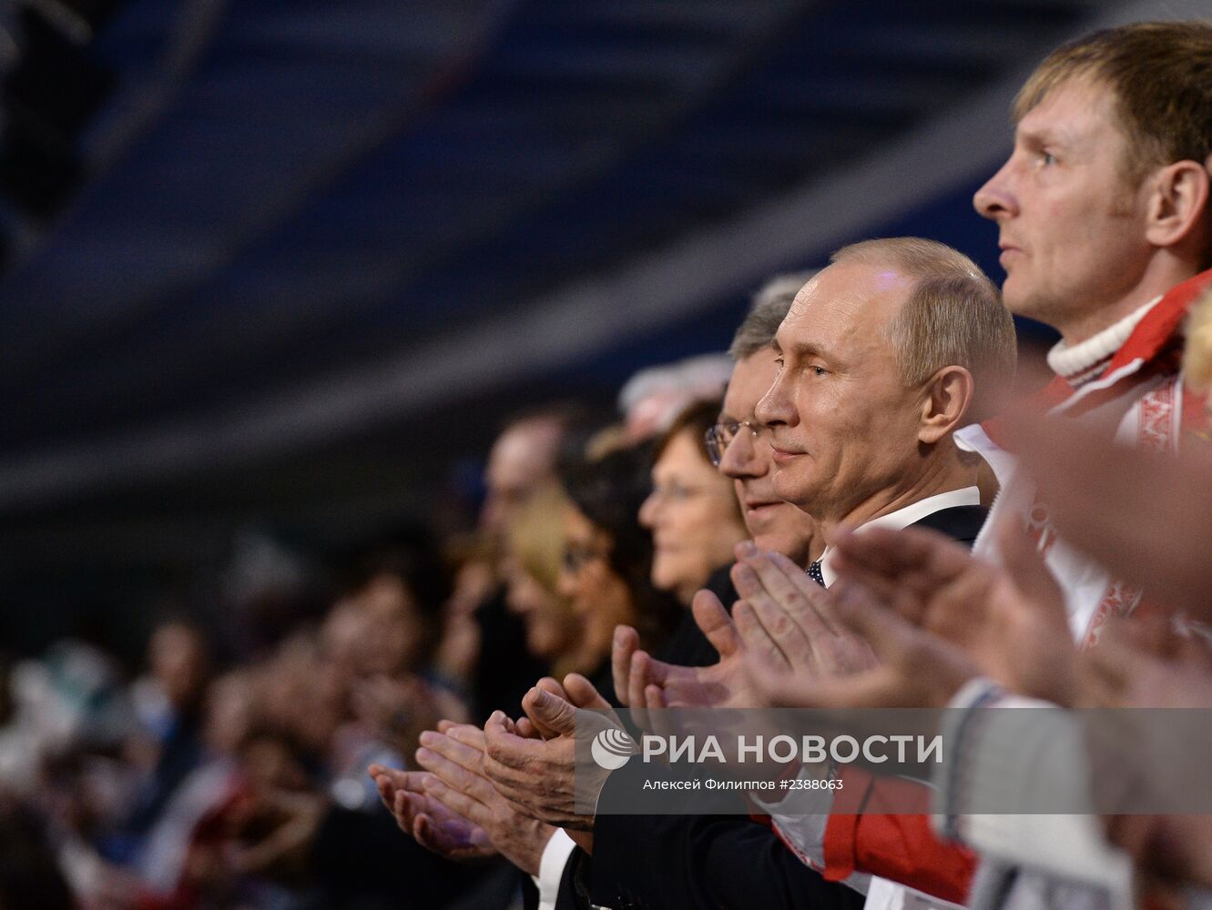 В.Путин и Д.Медведев посетили церемонию закрытия XXII зимних Олимпийских игр в Сочи