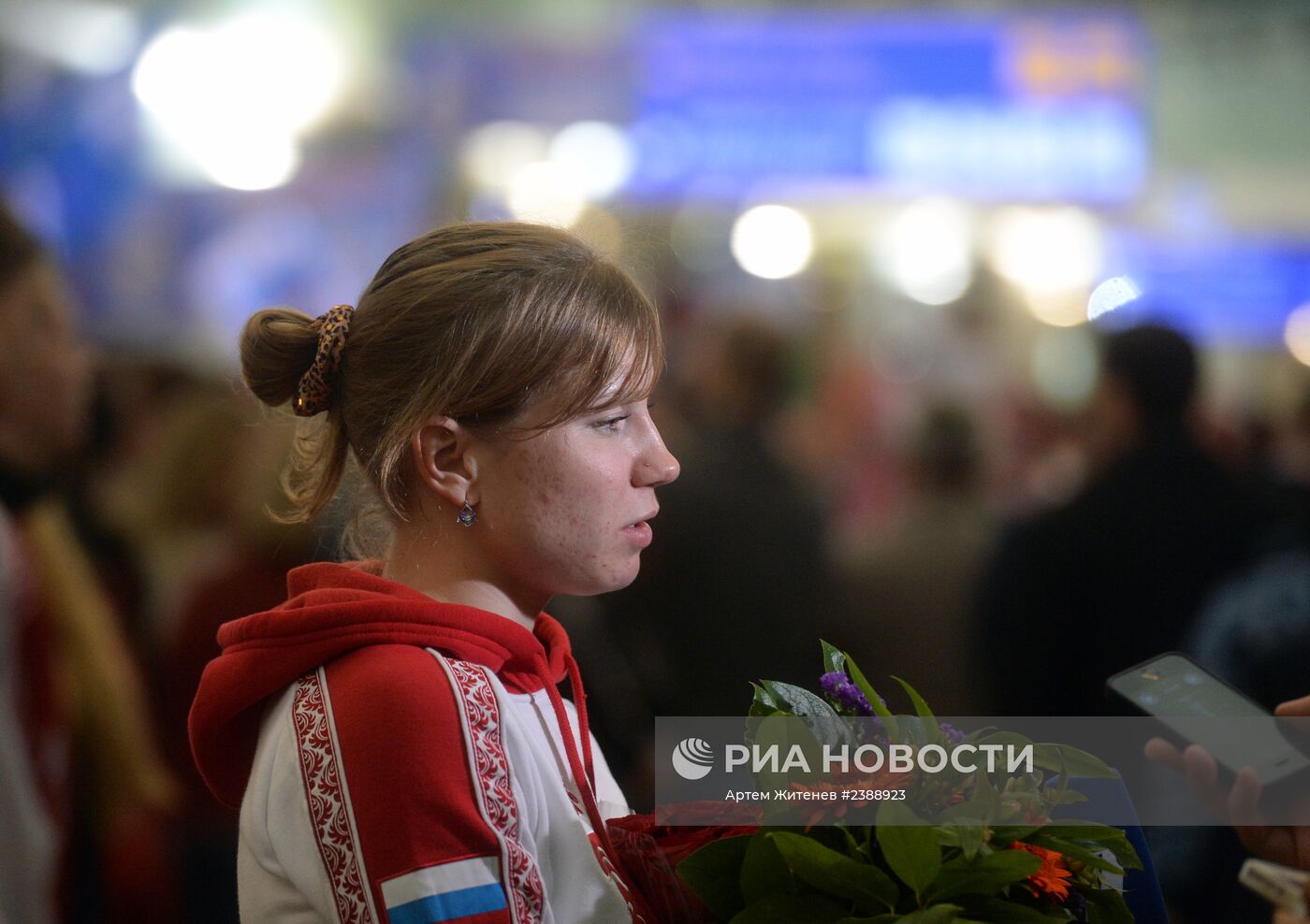 Встреча "золотого рейса" с чемпионами и призерами XXII Олимпийских зимних игр в Сочи