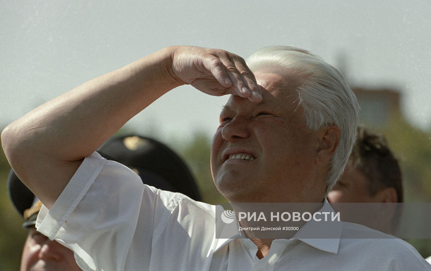 ЕЛЬЦИН ПОЕЗДКА ТЕПЛОХОД "РОССИЯ"