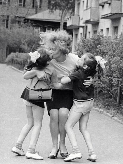 ВЫЗДОРОВЛЕНИЕ РАДОСТЬ МАТЬ ДОЧЕРИ