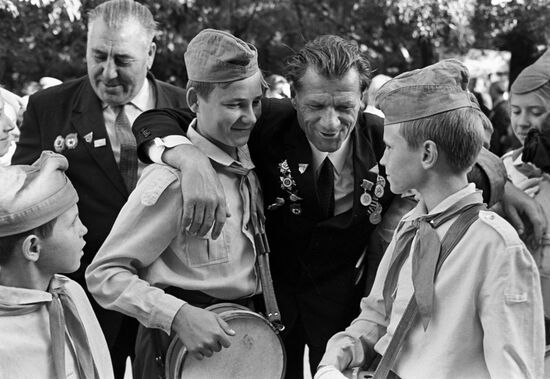 ПИОНЕРЫ ЛАГЕРЬ "ОРЛЕНОК" ВЕТЕРАН