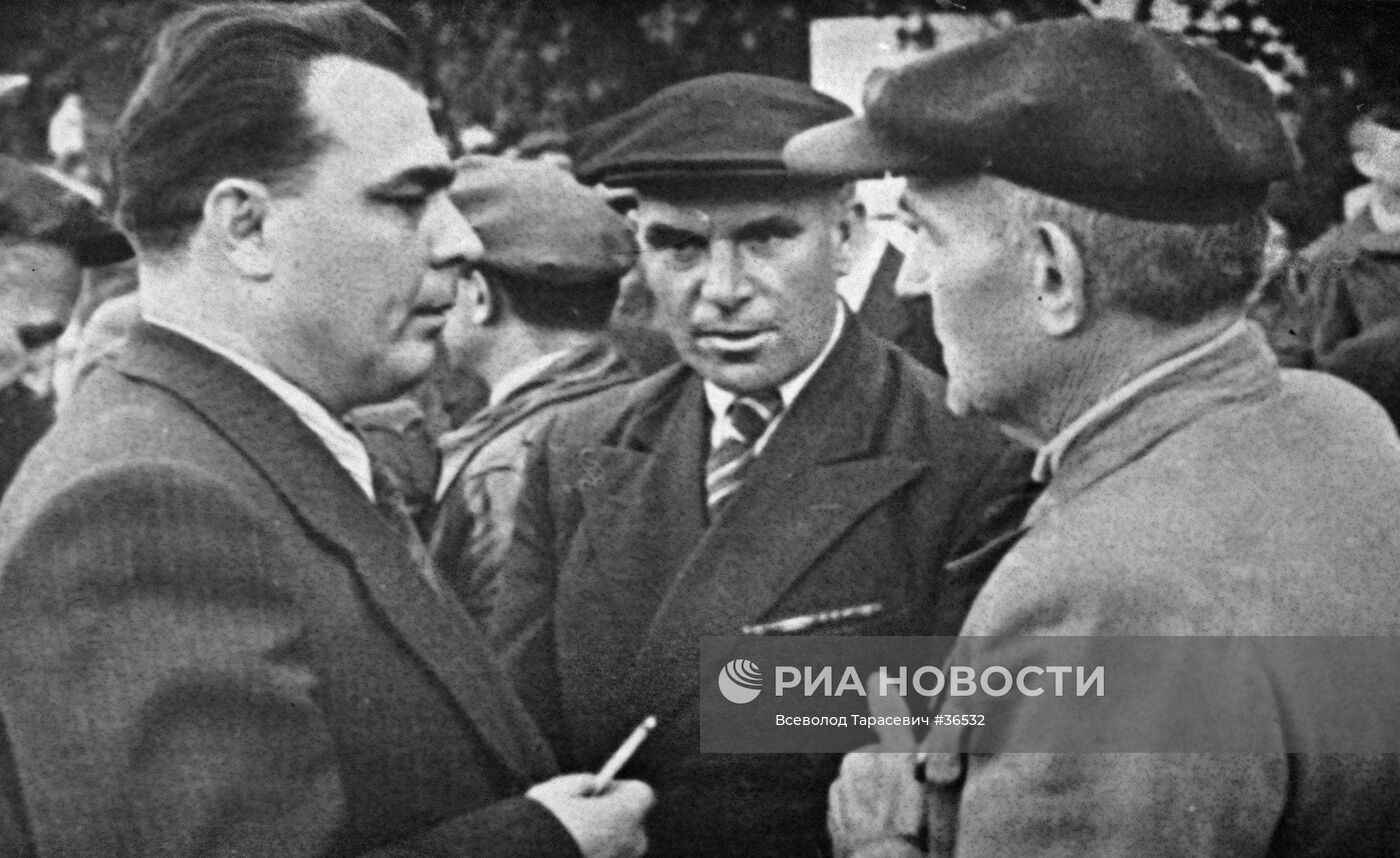 Встреча Леонида Брежнева с рабочими Металлургического завода имени Дзержинского