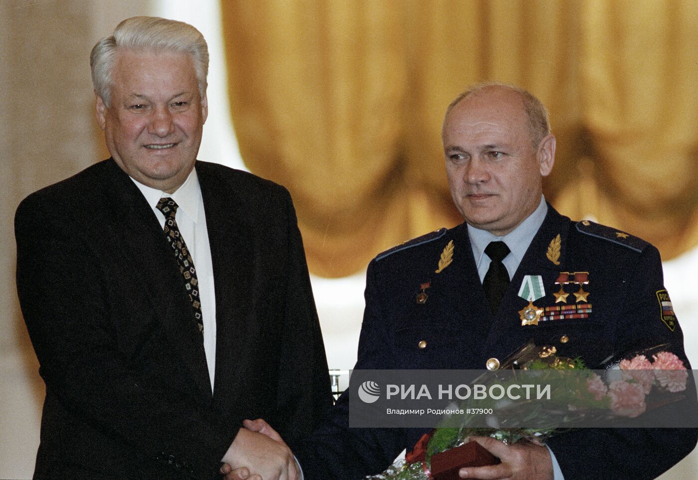 ЕЛЬЦИН ДЖАНИБЕКОВ