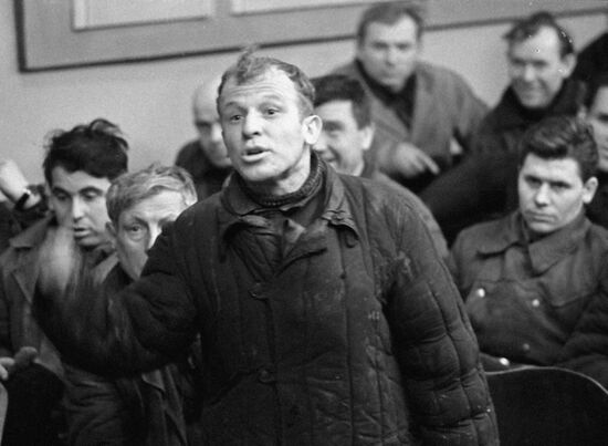 Рабочие Балтийского завода