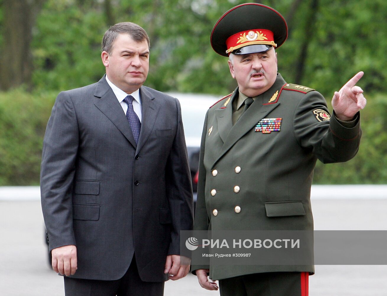 Леонид Мальцев и Анатолий Сердюков