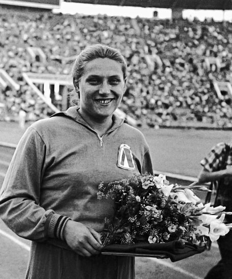 Советская спортсменка Т.Пресс