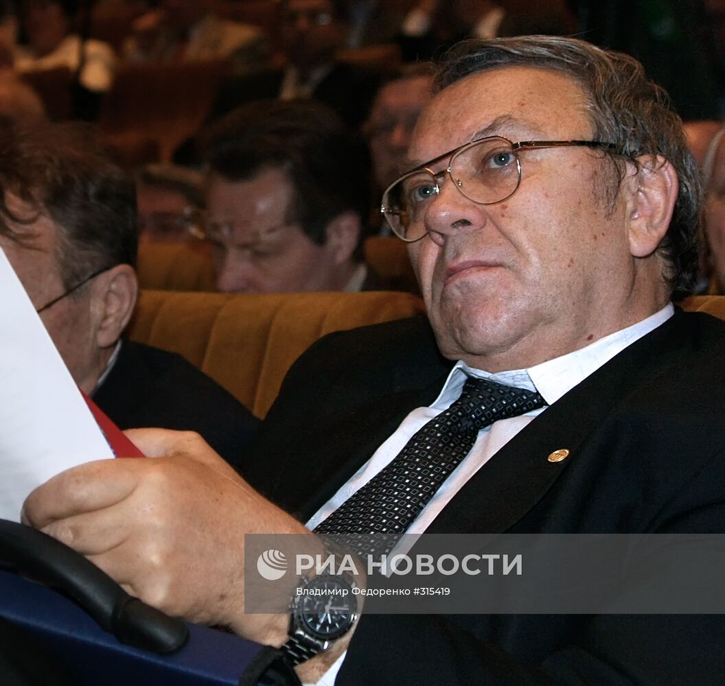 Члены РАН приступили к выборам президента