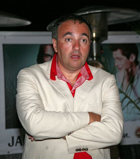 Александр Роднянский