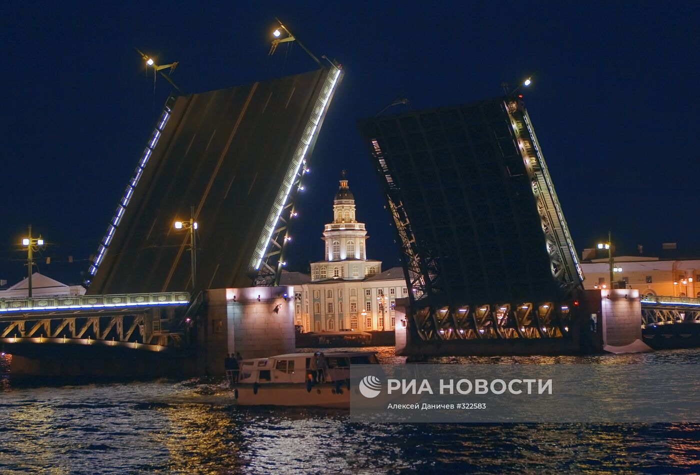 Белые ночи в Санкт-Петербурге