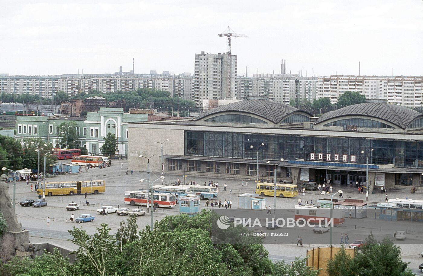 Жд вокзал в челябинске фото