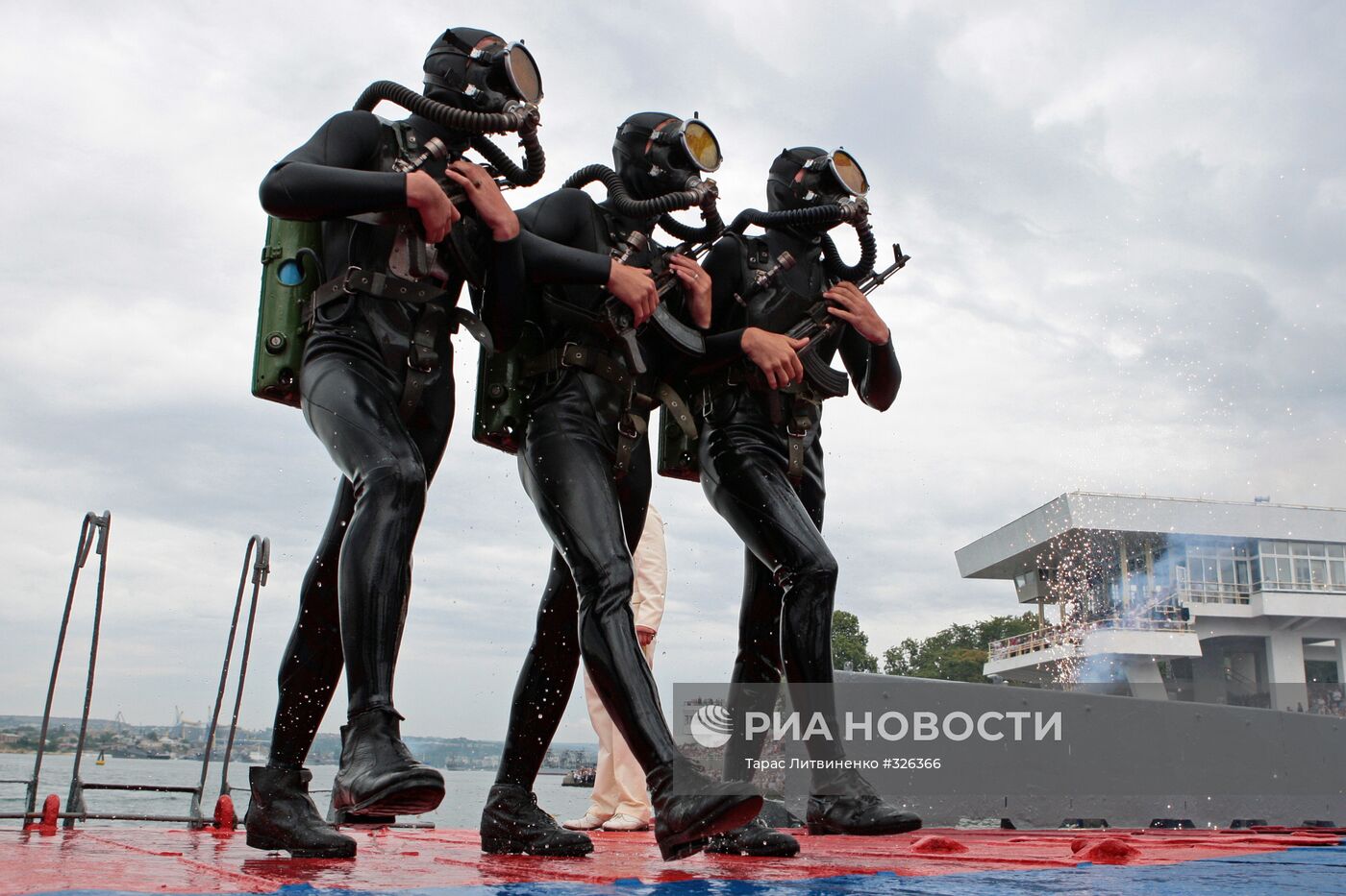 Празднование Дня Военно-морского флота России